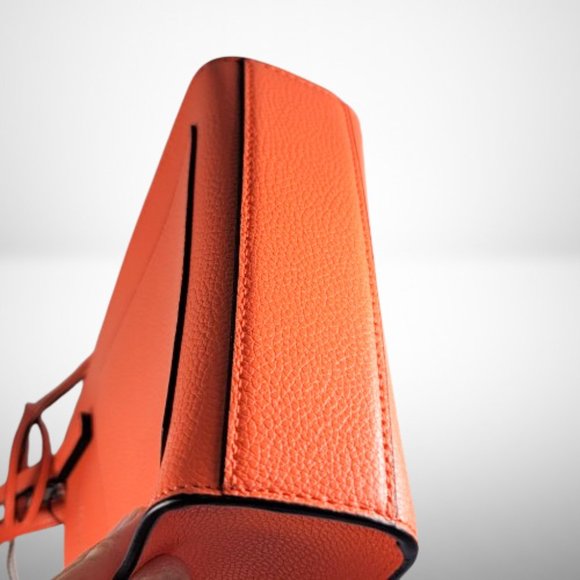 Marc Jacobs New Micro Leather Cross Body Tote - Picture 11 of 12